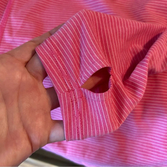 Under Armour RUN Half Zip Lightweight Pullover Women S Pink White Stripe Workout - Picture 7 of 10